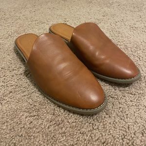 Universal Thread’s Tan Leather Slip-On Mules | Size 10 | Like New